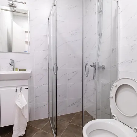 Bunardjik Hill 1-bed