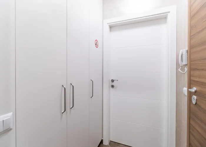 Bunardjik Hill 1-bed Lägenhet *