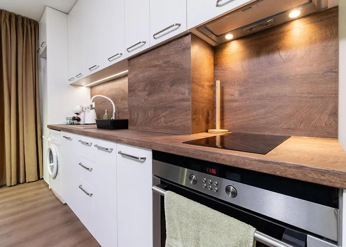 Bunardjik Hill 1-bed *