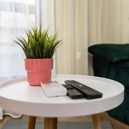 Bunardjik Hill 1-bed Apartment Plowdiw