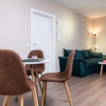Bunardjik Hill 1-bed *