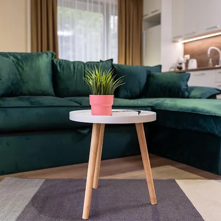 Bunardjik Hill 1-bed Apartment Plowdiw